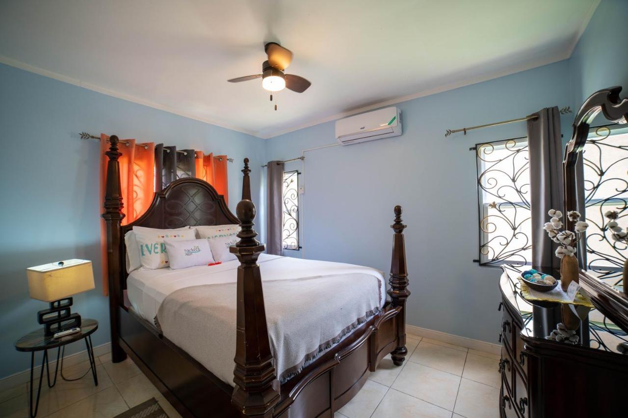 Nickels Garden Villas Montego Bay Exterior foto